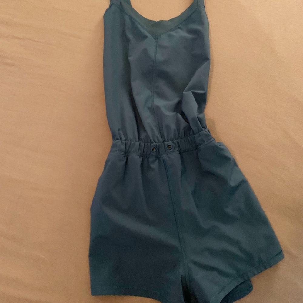 Lululemon romper